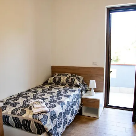 Bed and breakfast Binario Nove E Tre Quarti Agropoli