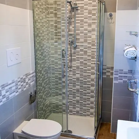 Binario Nove E Tre Quarti Agropoli