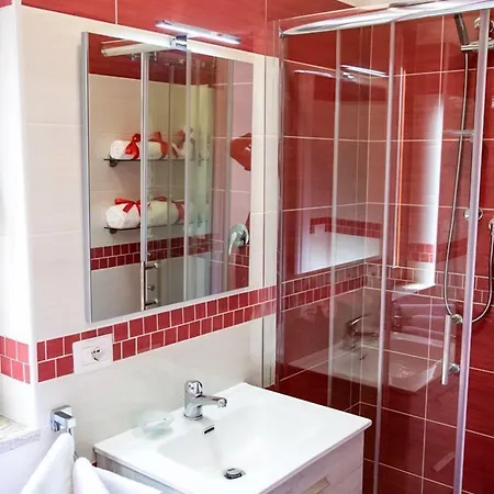 Binario Nove E Tre Quarti Bed and breakfast Agropoli