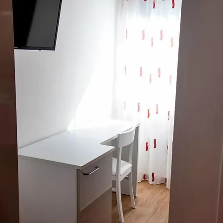 Binario Nove E Tre Quarti Frühstückspension 2*