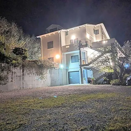 Binario Nove E Tre Quarti Agropoli